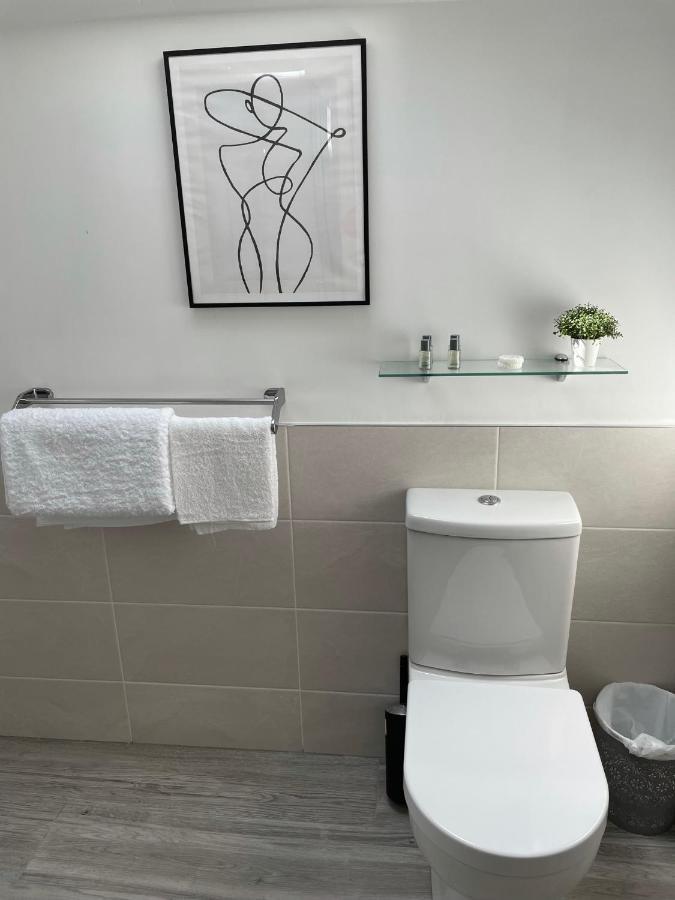 The Ce Hideout Apartment ทราลี ภายนอก รูปภาพ